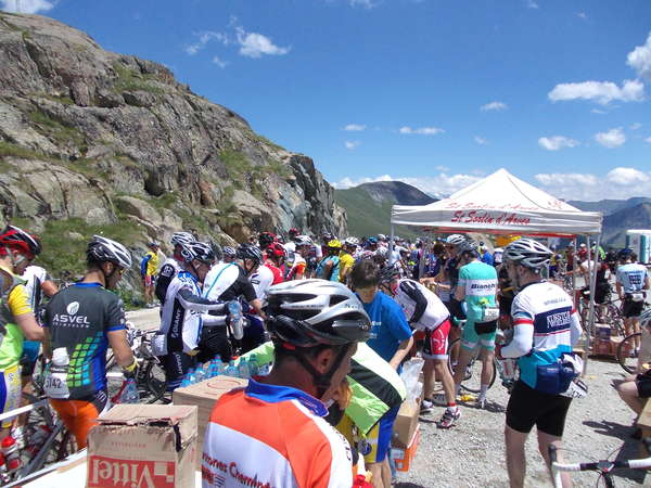 fichier 20120708_1352_002d926_route_col_de_la_croix_de_fer_d5742_d7561_d2907-0.jpg