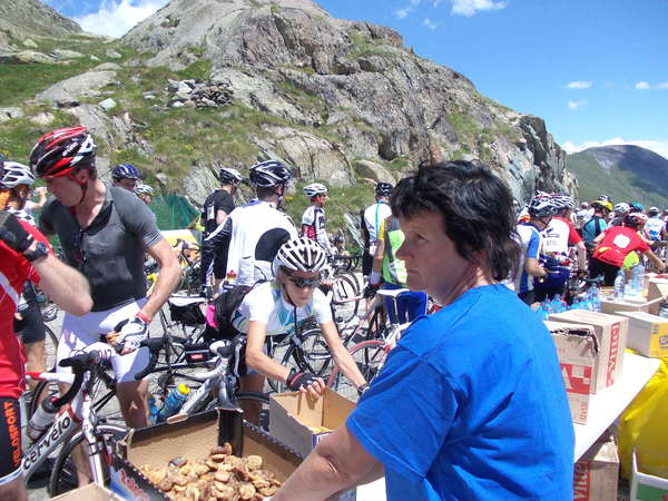 fichier 20120708_1352_004d926_route_col_de_la_croix_de_fer_d8778-0.jpg