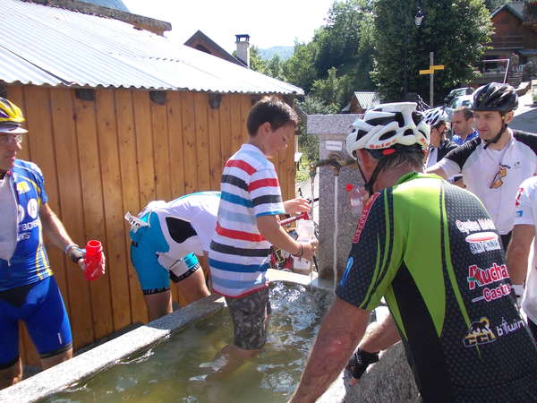 fichier 20120708_1631_003d78_route_fontcouverte_fontaine-0.jpg