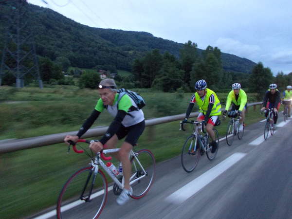 fichier 20120721_0614_002d925_route_henri_morandini_dominique_thomas_matthieu_verstraete_martin_verstraete_luc_dumont_saint_priest-0.jpg