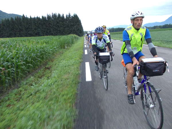 fichier 20120721_0655_003d925_route_groupe_derriere_alain_savey_stephane_gibon_luc_dumont_saint_priest-0.jpg