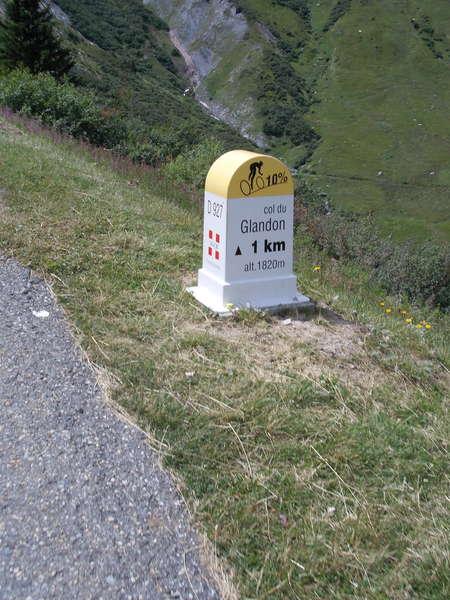 fichier 20120721_1407_d927_route_borne01-0.jpg