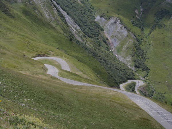 fichier 20120721_1412_002d927_route_virages_contrebas-0.jpg