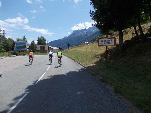 fichier 20120721_1500_001d526_route_le_rivier_dallemont-0.jpg