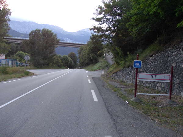 fichier 20120721_1959_d63_route_vif_panneau-0.jpg
