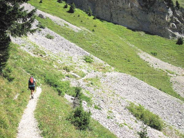 fichier 20120818_1306_002rando_col_chaos_bellefond_sortie_foret_pierrier-0.jpg