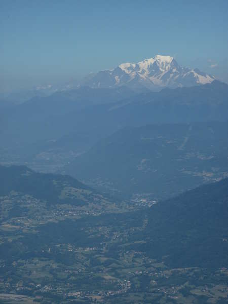 fichier 20120818_1540_001rando_col_chaos_bellefond_dome_de_bellefond_vue_mont_blanc-0.jpg
