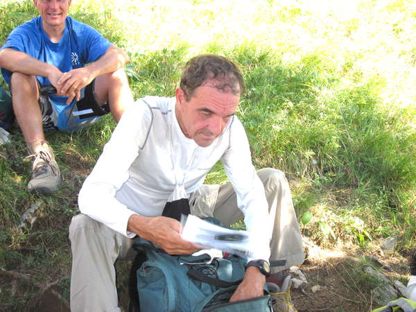 fichier 20120818_1633_003rando_col_chaos_bellefond_retour_endroit_pique-nique_elaboration_parcours_eric_patrick-0.jpg