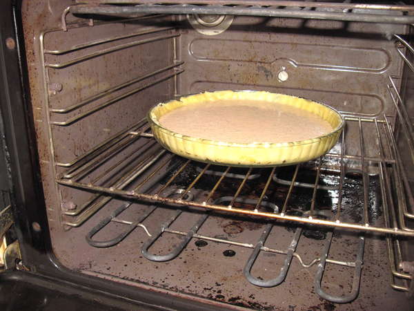fichier 20120901_1955_002quiche_saumon_chevre_tomate_mettre_four-0.jpg