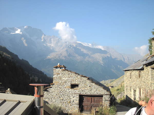 fichier 20120909_1025_001rando_lac_goleon_vue_la_meije-0.jpg