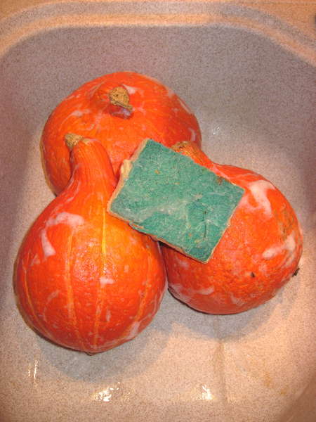 fichier 20121113_1908_001soupe_potimarron_laver_les_potimarrons-0.jpg