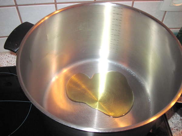 fichier 20121113_1913_002soupe_potimarron_huile_olive_dans_faitout-0.jpg