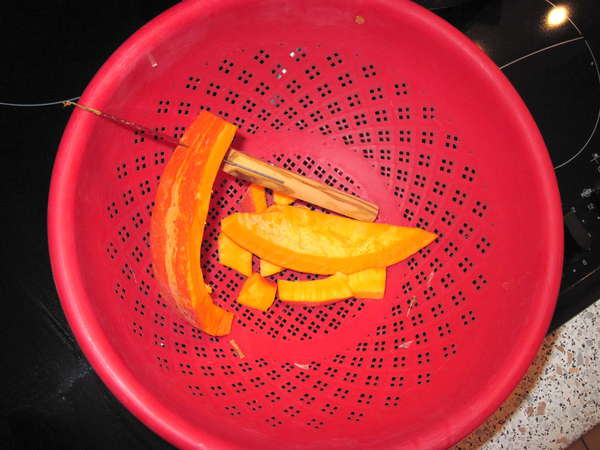 fichier 20121113_1922_002soupe_potimarron_detailler_en_petits_morceaux-0.jpg