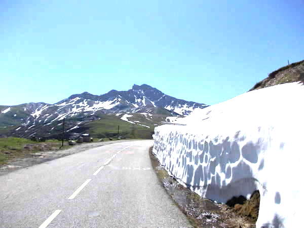 fichier 20130616_1101_001d213_route_murs_de_neige-0.jpg