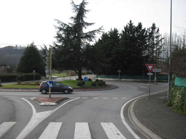 fichier 20121219_1134_000d67_route_saint_donat_sur_herbasse_carrefour_prendre_droite-0.jpg