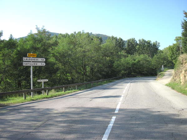 fichier 20120908_1045_002d578a_route_saint_romain_day_panneau-0.jpg