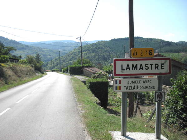 fichier 20120908_1344_d236_route_lamastre_panneau-0.jpg