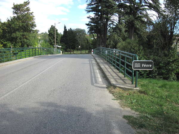 fichier 20120915_1617_002d111a_route_etoile_sur_rhone_la_veore-0.jpg
