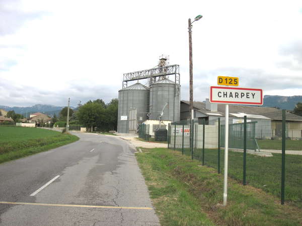fichier 20120915_1827_001d125_route_charpey_panneau-0.jpg