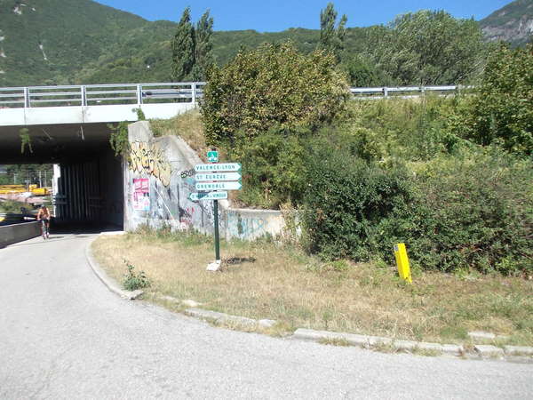 fichier 20120814_1525_001pc_route_panneau-0.jpg