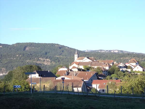 fichier 20120814_1927_001d37_route_vue_massignieu_de_rives-0.jpg