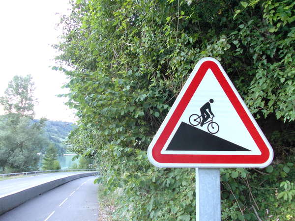 fichier 20120814_1950_001pc_route_panneau-0.jpg