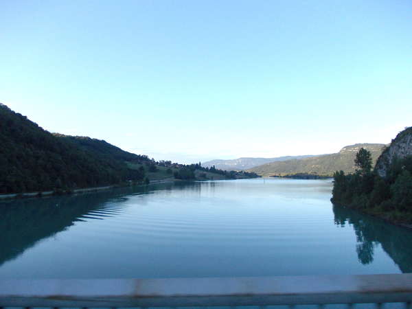 fichier 20120814_1952_006pc_route_pont_sur_le_rhone-0.jpg