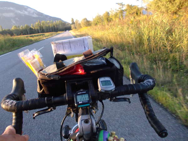 fichier 20120814_2007_003d992_route_vue_devant_velo-0.jpg