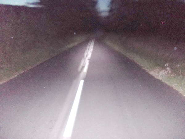 fichier 20120814_2144_001d25_route_descente_apres_billiat-0.jpg