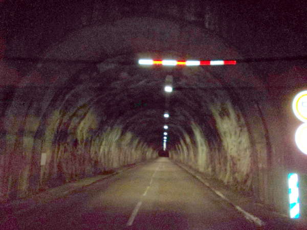 fichier 20120815_0053_001d991_route_tunnel-0.jpg