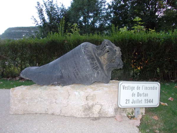 fichier 20120815_0630_004d936_route_dortan_vestige_incendie-0.jpg