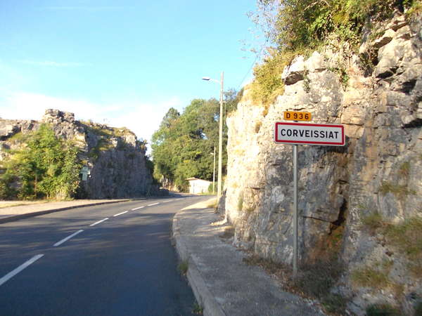 fichier 20120815_0754_001d936_route_corveissiat_panneau-0.jpg