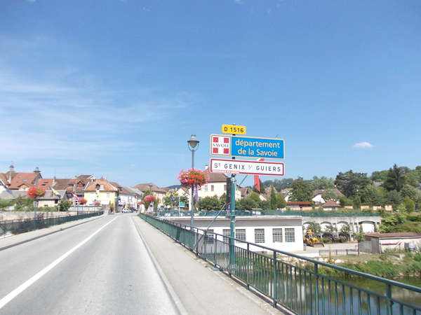 fichier 20120815_1559_002d916a_route_saint_genix_sur_guiers_panneau-0.jpg