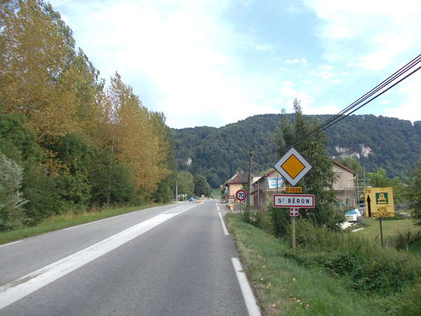 fichier 20120815_1734_001d1006_route_saint_beron_panneau-0.jpg