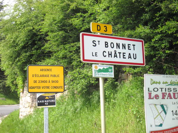 fichier 20130526_1528_d3_route_saint_bonnet_le_chateau_panneau-0.jpg