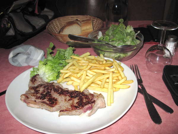 fichier 20130526_2058_d902_route_brioude_la_vieille_auberge_steack_frite-0.jpg