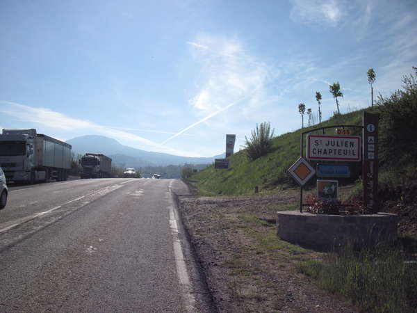 fichier 20130527_0921_001d15_route_saint_julien_chapteuil_panneau-0.jpg