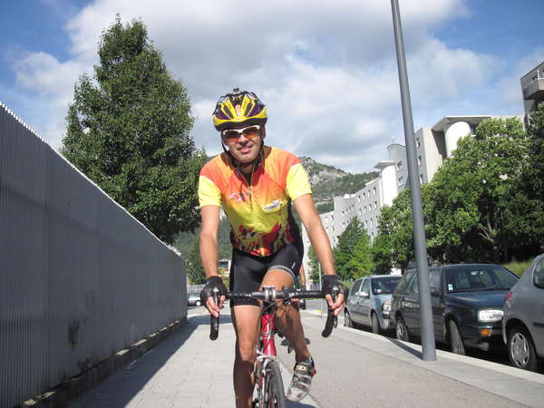 fichier 20130921_1613_grenoble_rue_esclangon_route_sebastien_cremer-0.jpg
