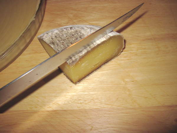 fichier 20131013_1531_002recette_tarte_tomme_de_savoie_decouper_en_lamelles-0.jpg
