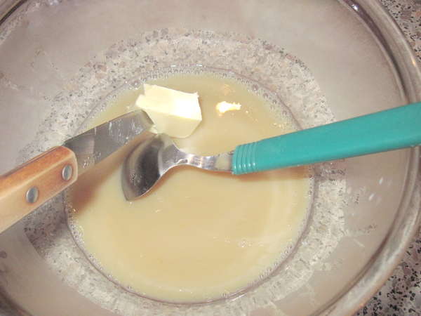 fichier 20131226_2000_001recette_pain_epices_inserer_beurre_remuant-0.jpg