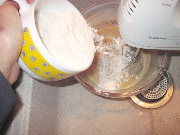 fichier 20131226_2036_recette_pain_epices_inserer_farine-0.jpg