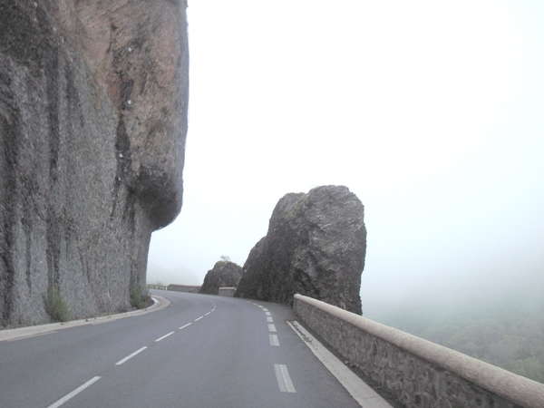 fichier 0620_20130527_0613_d589_route_apres_le_monistrol_d_allier-0.jpg