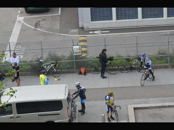 fichier 20140405_1657_001brm200k_grenoble_arrivee_yann_stibler_pascal_benistand_conrad_lelubre_eric_viret_jean-pierre_cellier_jean-paul_chambouleyron_pierre_brizard_resized-0.jpg