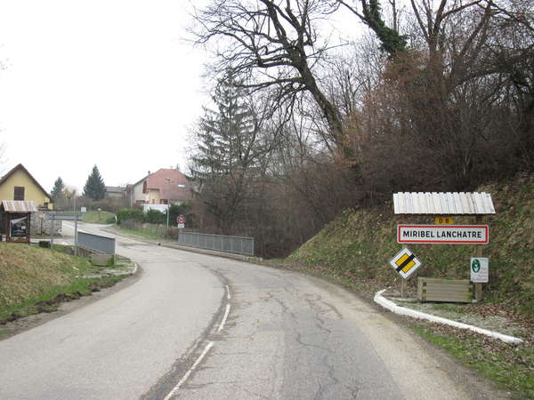 fichier 20130407_0956_001d8_route_miribel_lanchatre_panneau-0.jpg