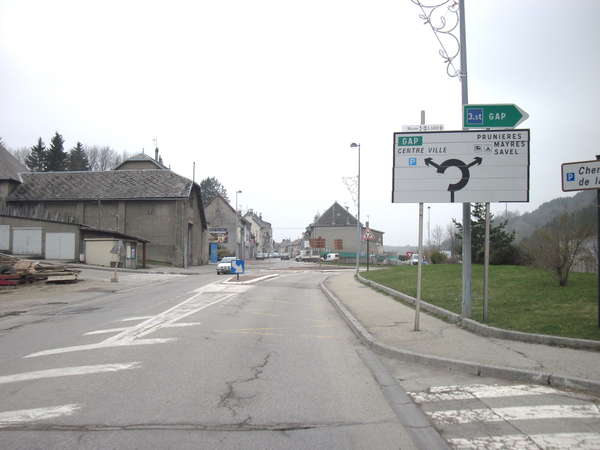 fichier 20130407_1448_001n85_route_la_mure_panneau-0.jpg