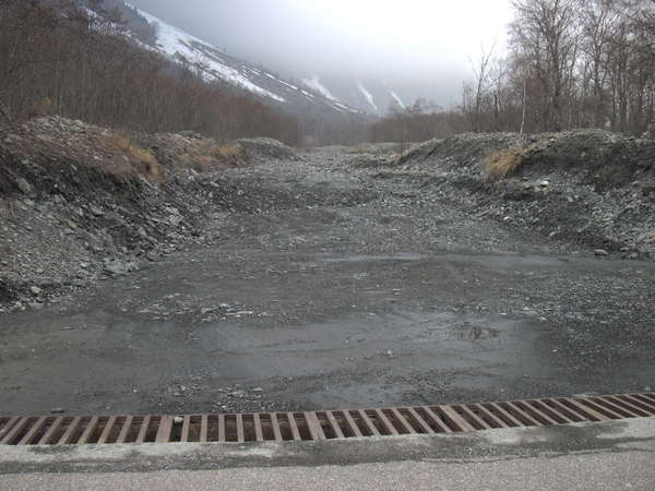 fichier 20130407_1634_002d526_route_passage_a_gue-0.jpg