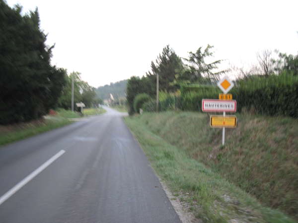 fichier 20120908_0819_001d51_route_hauterives_panneau-0.jpg