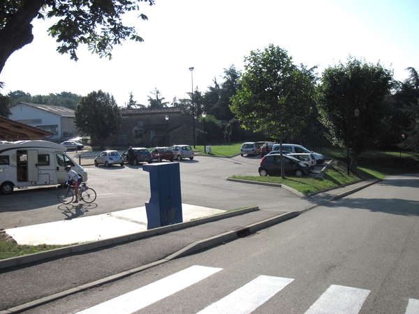fichier 20120908_1033_002d6_route_saint_romain_day_parking-0.jpg