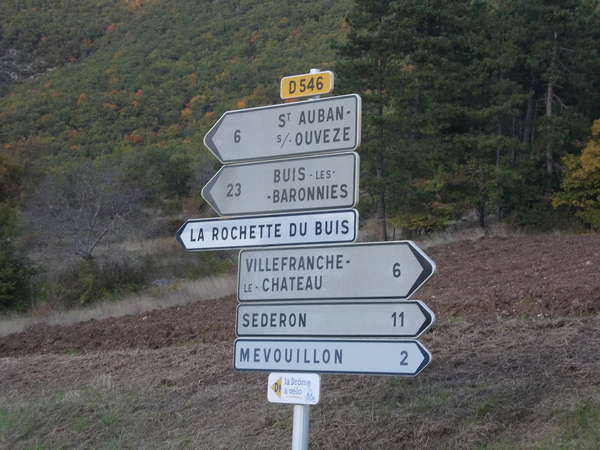 fichier 20131018_1826_001d546_route_carrefour_d546_panneau-0.jpg