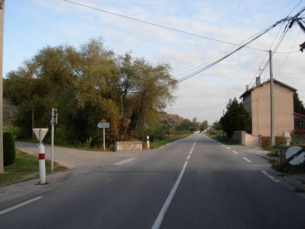 fichier 20111005_0900_000d86_route_carrefour_d270_vallee_de_la_cance-0.jpg